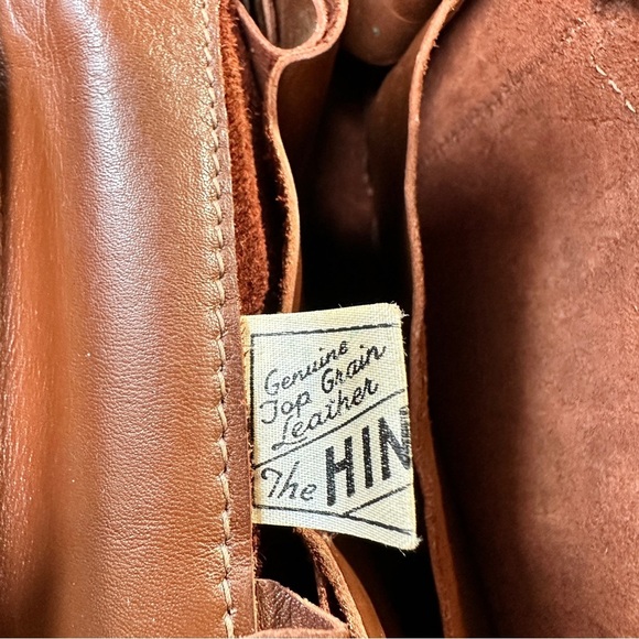 Hinson vintage leather crossbody bag top grain brass hardware - Picture 10 of 15